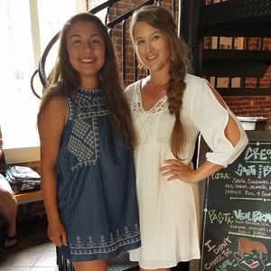 Meet your Posher, Leslie